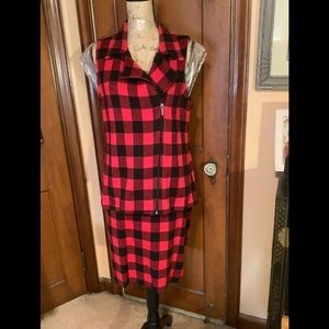 Chaps, Red & Black Knit  Block Print Pencil Skirt & Side Zip Vest